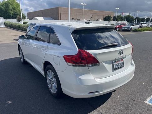 Used 2015 Toyota Venza LE image 7