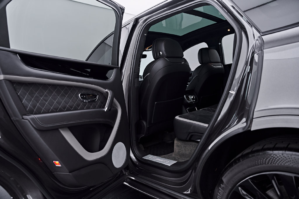 Used 2020 Bentley Bentayga Speed AWD/4WD image 38