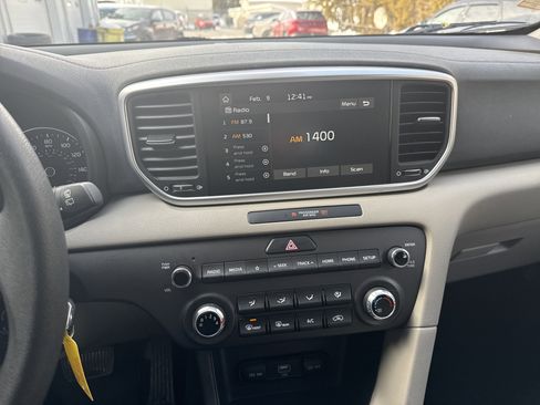 Certified 2022 Kia Sportage LX image 24