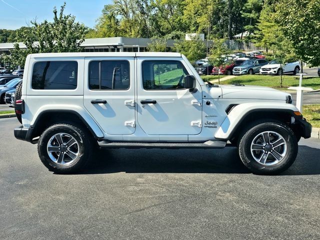 Used 2021 Jeep Wrangler Unlimited Sahara AWD/4WD image 7