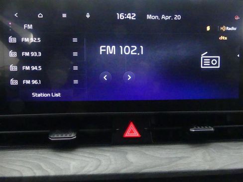 Used 2023 Kia Sportage X-Line AWD/4WD image 11