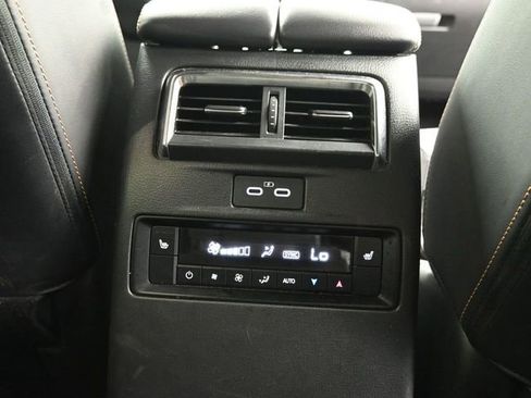 Used 2025 MAZDA CX-70 3.3 Turbo w/ Premium Plus Pkg image 35