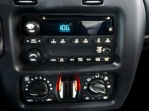 Used 2004 Chevrolet Monte Carlo LS w/ Preferred Equipment Group image 21