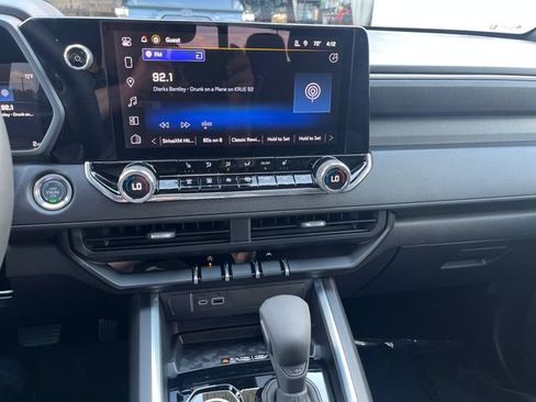 New 2026 Chevrolet Colorado Trail Boss AWD/4WD image 18