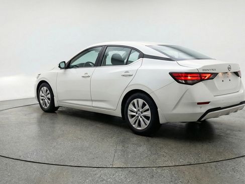 Used 2025 Nissan Sentra S FWD image 9