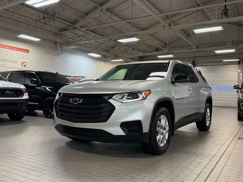 Used 2021 Chevrolet Traverse LS w/ LPO, Blackout Package image 1