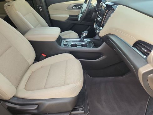 Certified 2023 Chevrolet Traverse LS FWD image 26