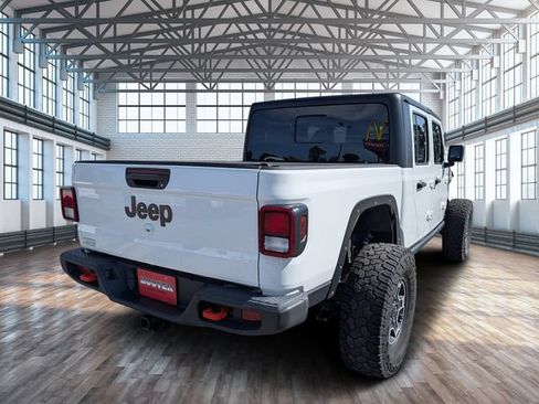 Used 2022 Jeep Gladiator Mojave w/ Trailer Tow Package AWD/4WD image 3