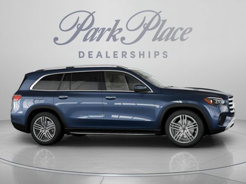 Certified 2026 Mercedes-Benz GLS 450 4MATIC image 29