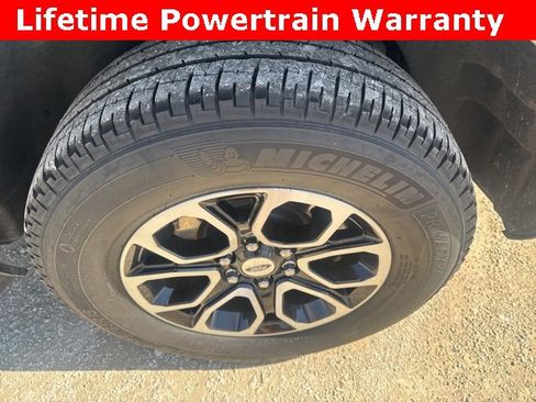 Used 2024 Ford Expedition Max XLT image 13