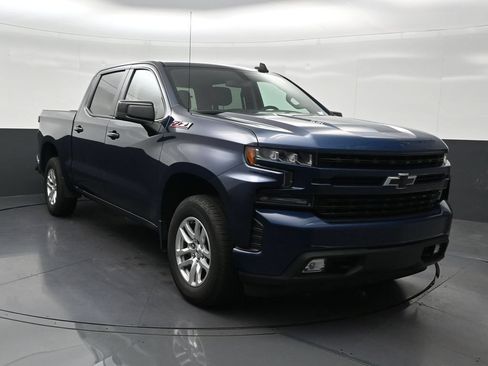 Used 2021 Chevrolet Silverado 1500 RST w/ Z71 Off-Road Package AWD/4WD image 8