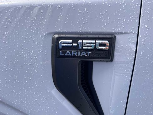 Used 2022 Ford F150 Lariat w/ Equipment Group 502A High image 9