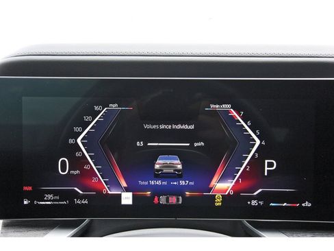 Used 2025 BMW 740i RWD image 13