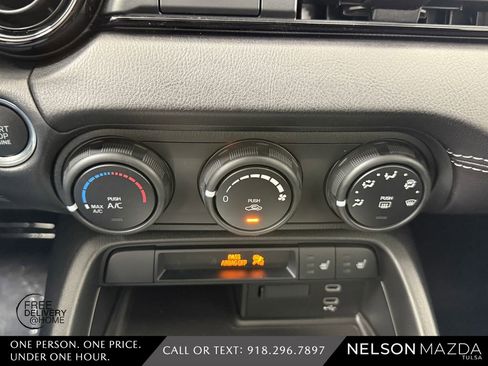 New 2026 MAZDA MX-5 Miata Club w/ Interior Package RWD image 31