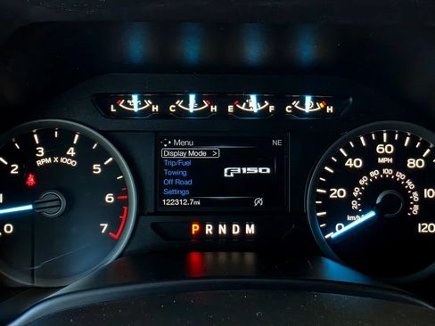 Used 2020 Ford F150 XLT w/ Equipment Group 302A Luxury AWD/4WD image 36