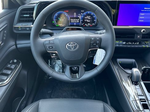 New 2026 Toyota Crown w/ Advanced Technology Package AWD/4WD image 16