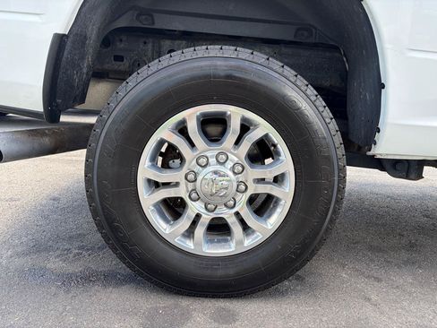 Used 2017 RAM 2500 Laramie w/ Convenience Group AWD/4WD image 16
