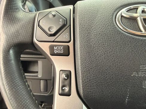 Used 2017 Toyota Tacoma SR5 w/ Tow Package AWD/4WD image 20