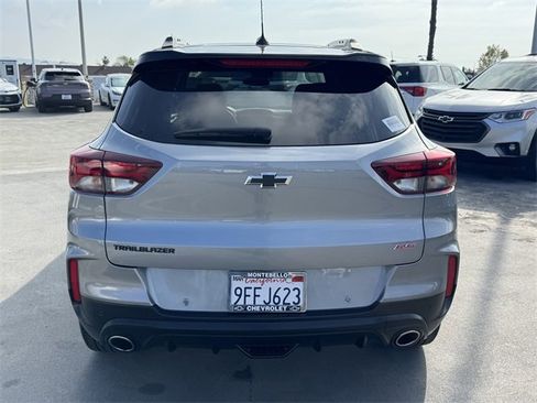 Certified 2023 Chevrolet TrailBlazer RS w/ Sun and Liftgate Package image 3