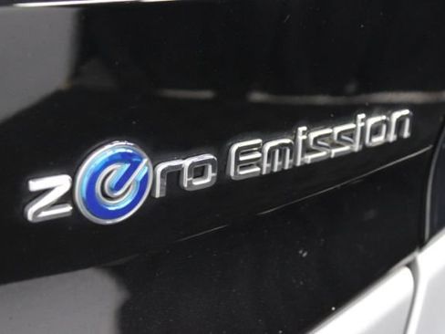 Used 2019 Nissan Leaf FWD image 8