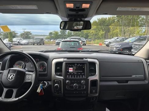 Used 2018 RAM 1500 Big Horn AWD/4WD image 26