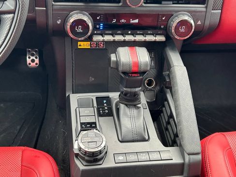 Certified 2025 Toyota Tacoma TRD Pro AWD/4WD image 22