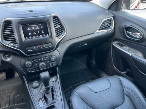 Used 2020 Jeep Cherokee Latitude Lux w/ Quick Order Package 26H Lux AWD/4WD image 31