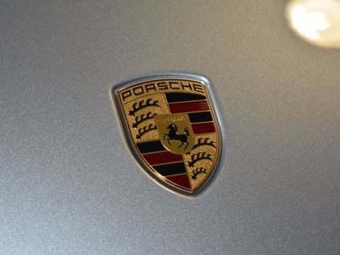 Certified 2026 Porsche Macan AWD/4WD image 25