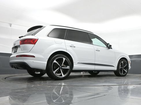 Used 2019 Audi Q7 3.0T Prestige w/ Prestige Package AWD/4WD image 42