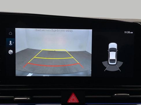 Certified 2023 Hyundai Elantra Limited FWD image 23