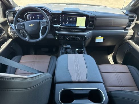 New 2026 Chevrolet Silverado 1500 High Country AWD/4WD image 14
