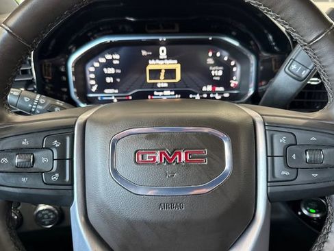 Used 2025 GMC Sierra 1500 SLT AWD/4WD image 36
