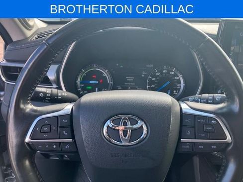 Used 2021 Toyota Highlander Platinum AWD/4WD image 20