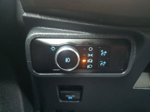 Used 2023 Ford Bronco Outer Banks image 11