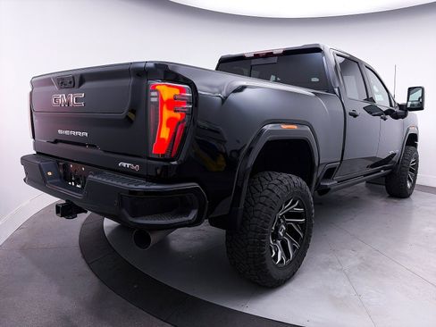 Used 2024 GMC Sierra 2500 AT4 w/ AT4 Premium Plus Package image 20