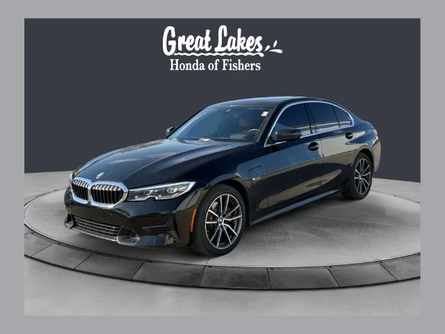 Used 2022 BMW 330e xDrive w/ Premium Package AWD/4WD image 1