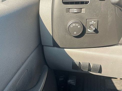 Used 2013 GMC Sierra 1500 W/T RWD image 11