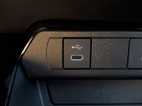 New 2026 Toyota Prius Plug-In Hybrid image 27