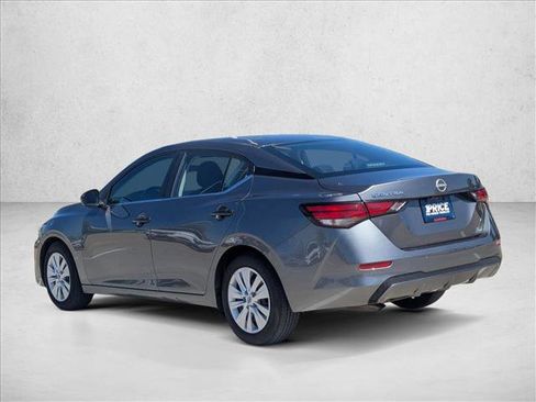 Used 2025 Nissan Sentra S image 8