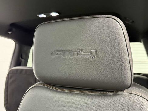 Used 2023 GMC Sierra 1500 AT4 image 15