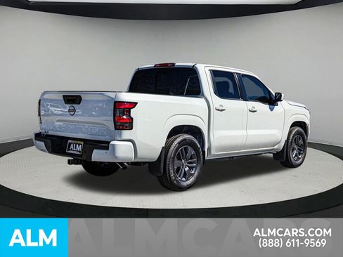 Certified 2025 Nissan Frontier SV w/ SV Convenience Package image 5