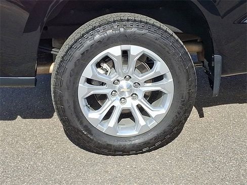 Used 2023 Chevrolet Silverado 1500 LTZ w/ Z71 Off-Road Package image 27