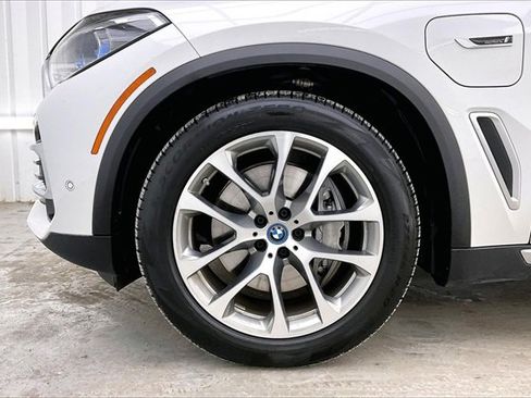 Used 2023 BMW X5 xDrive45e w/ Executive Package image 10
