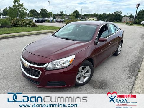 Used 2015 Chevrolet Malibu LT FWD image 1
