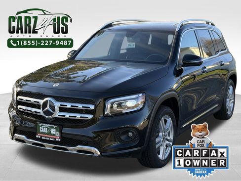 Used 2022 Mercedes-Benz GLB 250 4MATIC w/ Premium Package Lite image 1