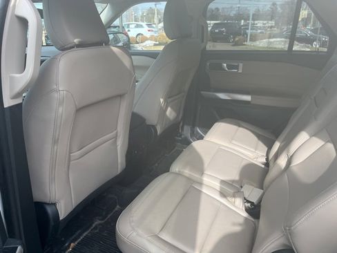 Used 2023 Ford Explorer XLT w/ Equipment Group 202A image 10