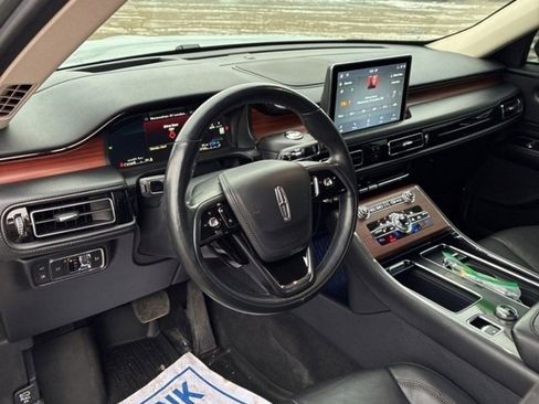 Used 2023 Lincoln Aviator Grand Touring w/ Equipment Group 301A image 10