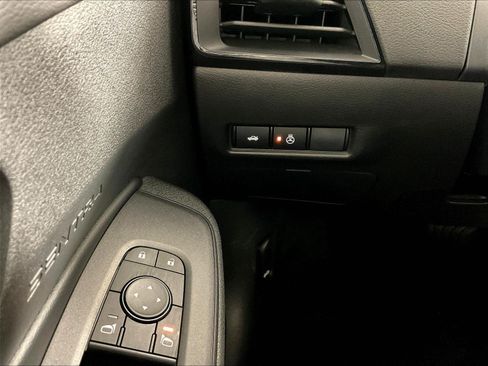 Used 2026 Nissan Sentra SV w/ SV Convenience Package FWD image 15