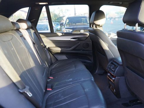 Used 2017 BMW X5 xDrive40e AWD/4WD image 17