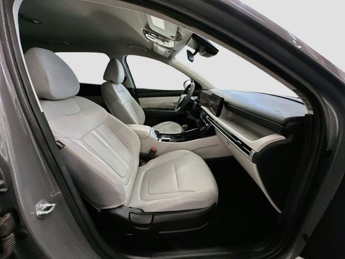 Used 2025 Hyundai Tucson SEL AWD/4WD image 33